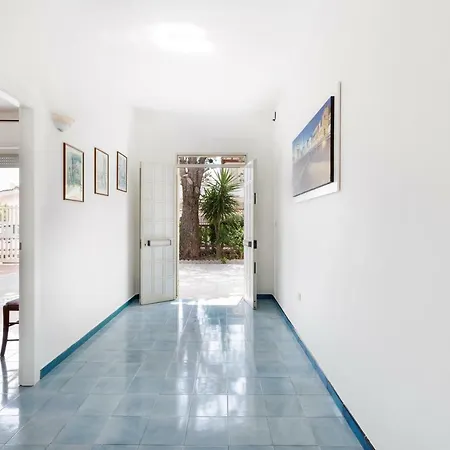 Holiday home Marita By Barbarhouse