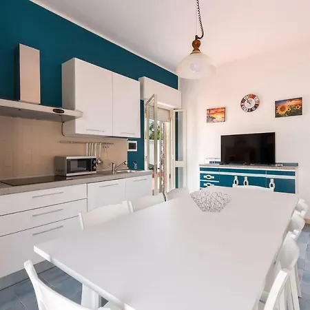 Holiday home Marita By Barbarhouse